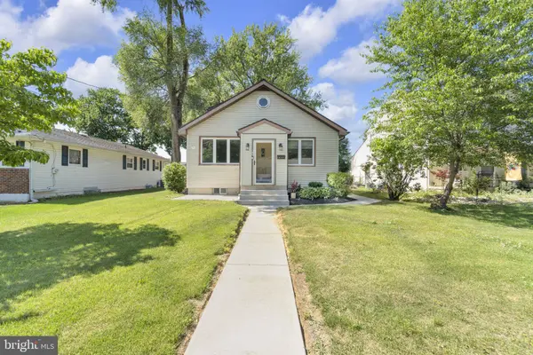 417 ROBERTS, Bellmawr, NJ 08031