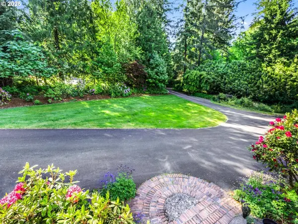 21010 E COUNTRY CLUB RD, Brightwood, OR 97011