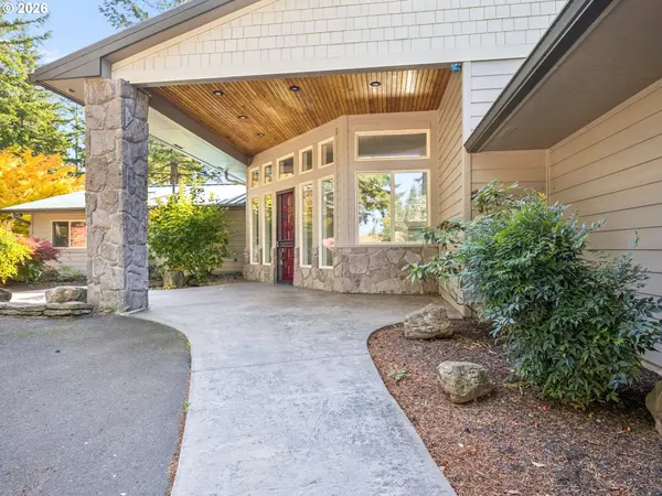 27497 S SKINNER RD, Estacada, OR 97023