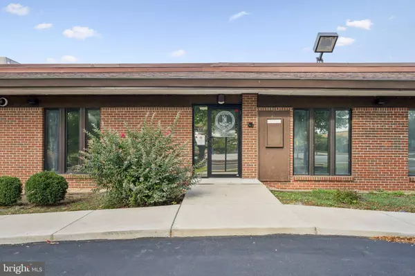 842 N SHENANDOAH AVE, Front Royal, VA 22630