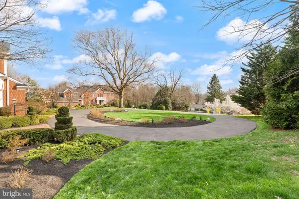 12300 CASTLE BRANCH RD, Fairfax, VA 22030