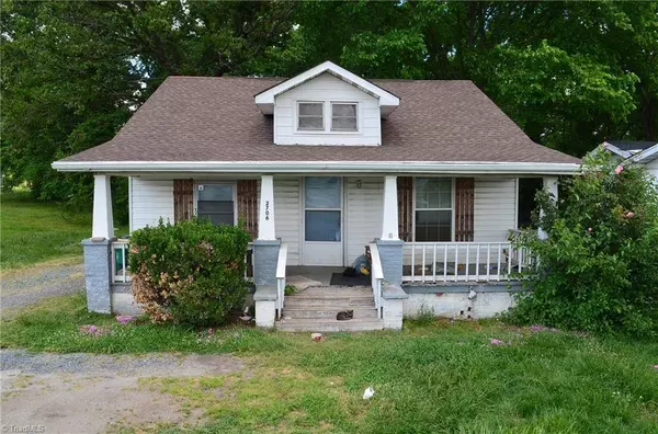 2706 W English RD, High Point, NC 27262