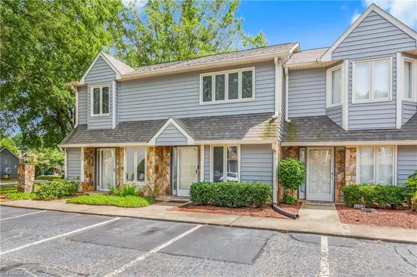 5312 Summit Heights DR, Winston-salem, NC 27104