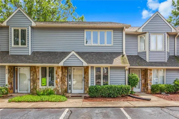 5312 Summit Heights DR, Winston-salem, NC 27104