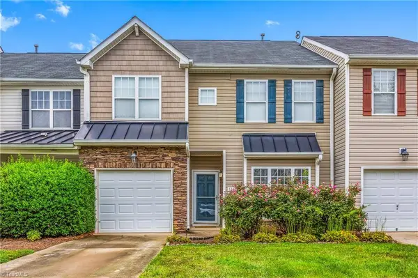 136 Penry LN, Clemmons, NC 27012