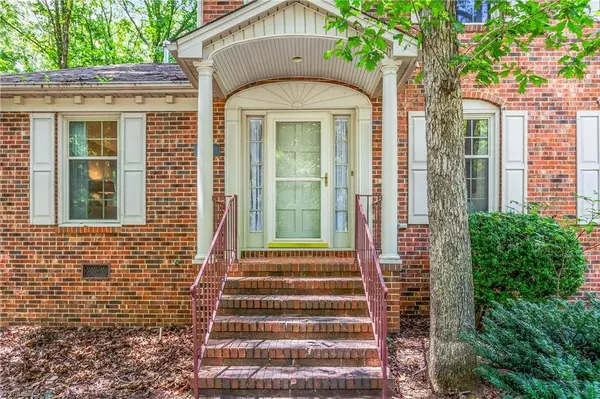 1605 Bearhollow RD, Greensboro, NC 27410