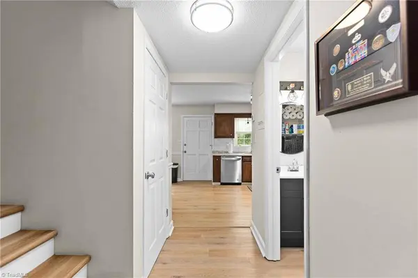 1007 Robin Hood RD #C, High Point, NC 27262