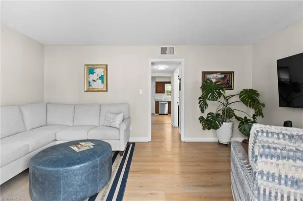 1007 Robin Hood RD #C, High Point, NC 27262