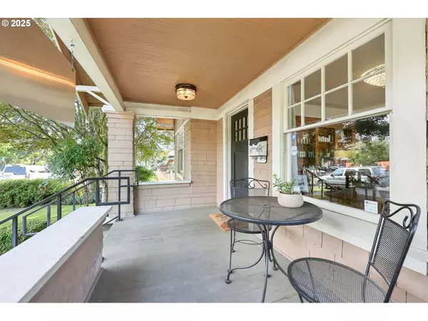 12770 SW 3RD ST, Beaverton, OR 97005