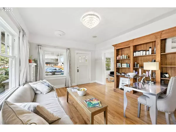 12770 SW 3RD ST, Beaverton, OR 97005