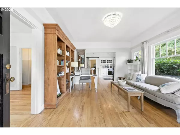 12770 SW 3RD ST, Beaverton, OR 97005