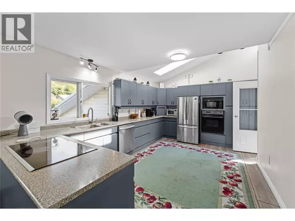 1938 PARKER Drive, Merritt, BC V1K1J3