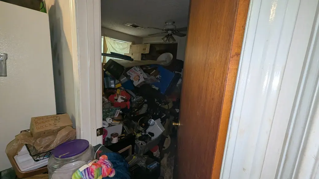 The Hoarder House - Warner Robins, GA