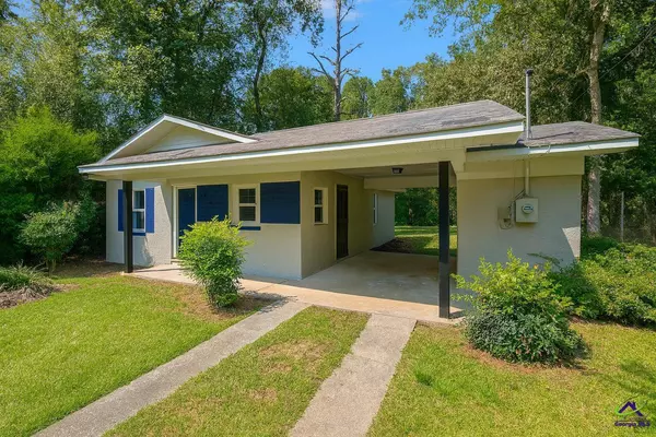 402 Johns Rd, Warner Robins, GA 31093