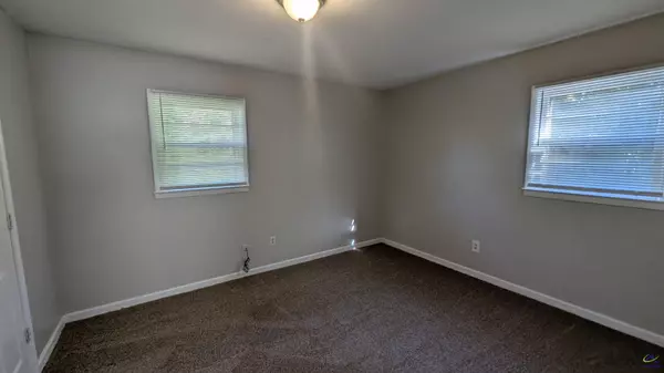 404 Carolina Avenue, Warner Robins, GA 31093