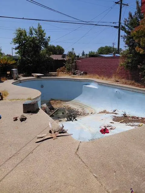 713 W Terrace Ave, Fresno, CA 93705
