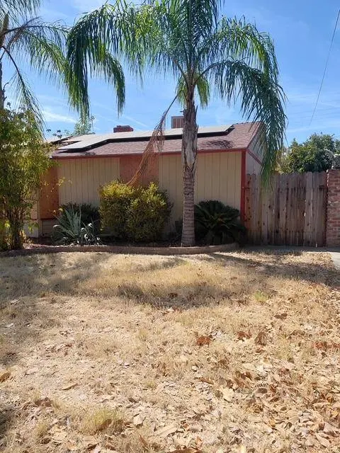 713 W Terrace Ave, Fresno, CA 93705