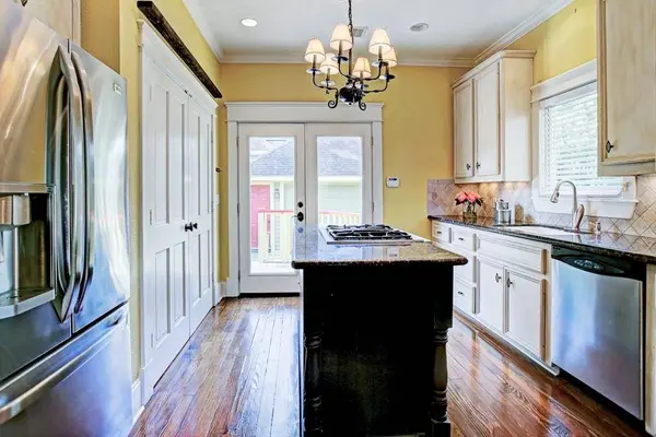 622 W 16th ST, Houston, TX 77008