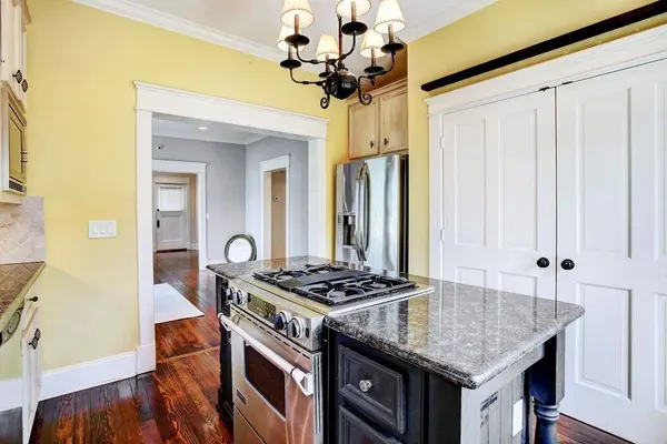 622 W 16th ST, Houston, TX 77008