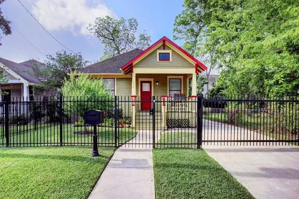 622 W 16th ST, Houston, TX 77008