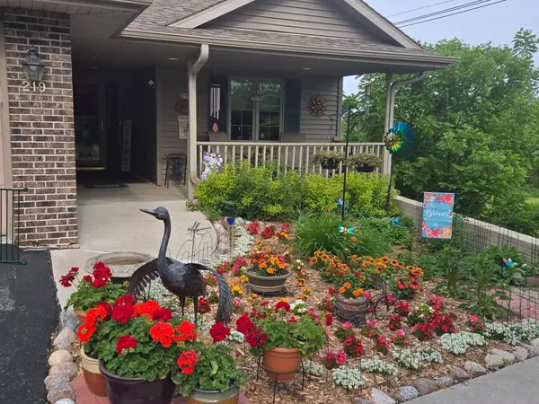 219 Fallen Oaks Lane, Sheboygan Falls, WI 53085