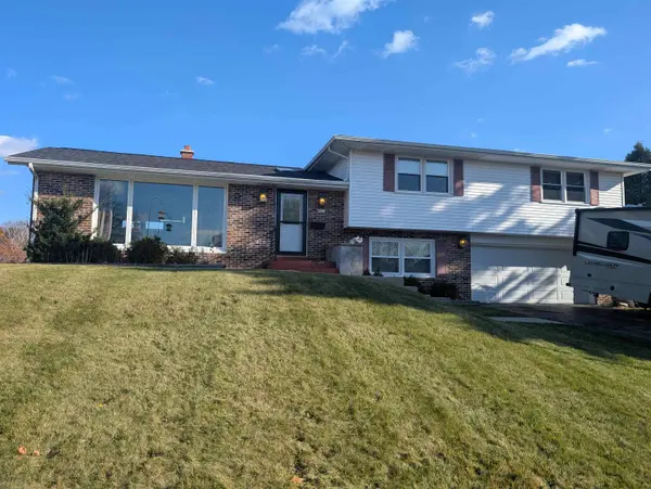 4419 S 16th Street, Sheboygan, WI 53081-7715