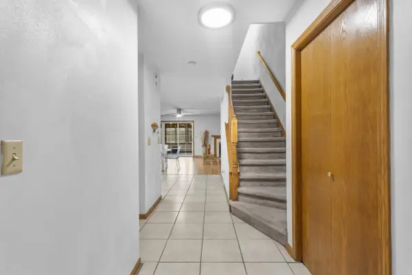 1086 Stonewood Crossing, Sun Prairie, WI 53590