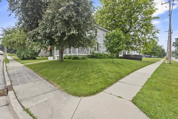 325 S Bridge Street, Markesan, WI 53946