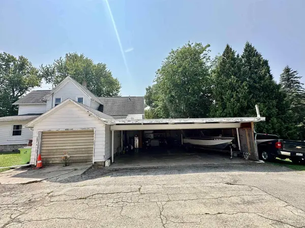 403 Main Street, Fairwater, WI 53931