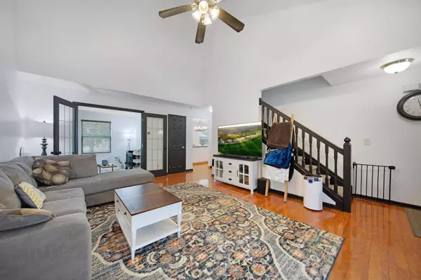 2349 Myrtle Valley Drive, Columbus, OH 43228