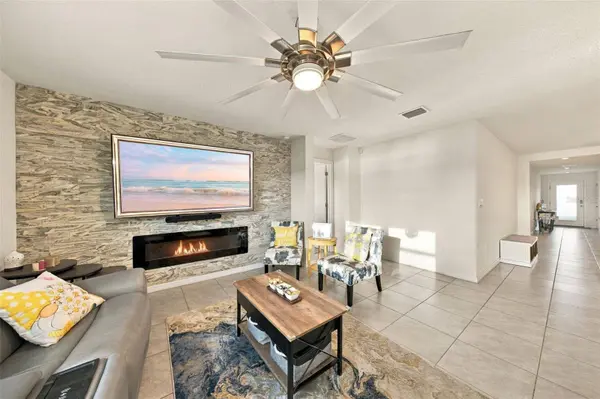 16739 SUNBURST LAKE ST, Wimauma, FL 33598