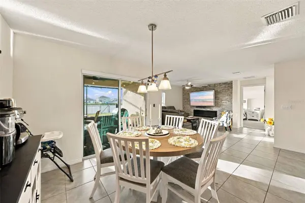 16739 SUNBURST LAKE ST, Wimauma, FL 33598
