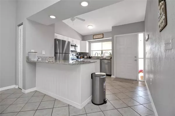 1211 SAXONY CIR #B5, Punta Gorda, FL 33983