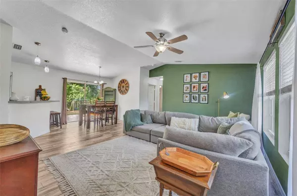 4687 SUNBURST AVE, North Port, FL 34286