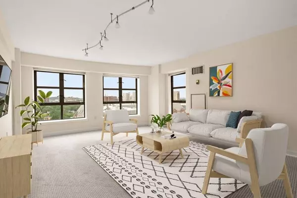 931 Massachusetts Ave #1003, Cambridge, MA 02139