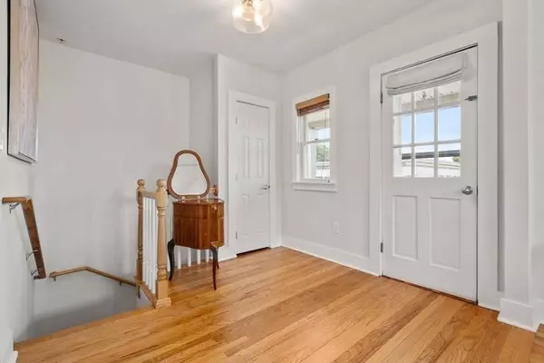 10 Silvey Pl #3, Somerville, MA 02143