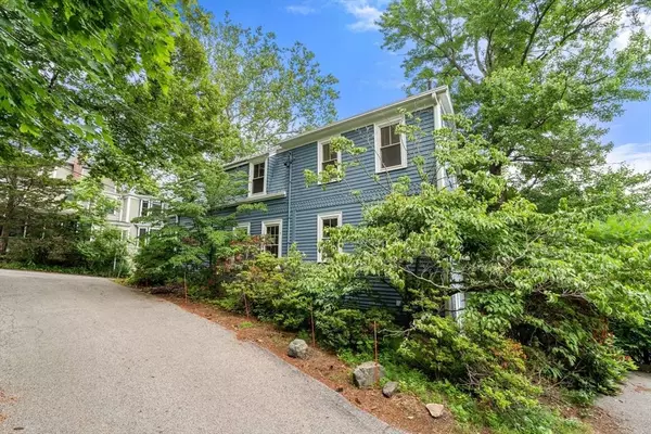 26 Centre Ave, Belmont, MA 02478