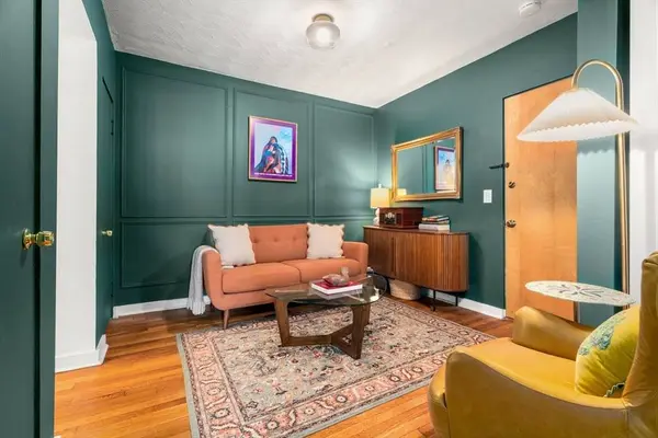 1404 Commonwealth Ave #17, Boston, MA 02135