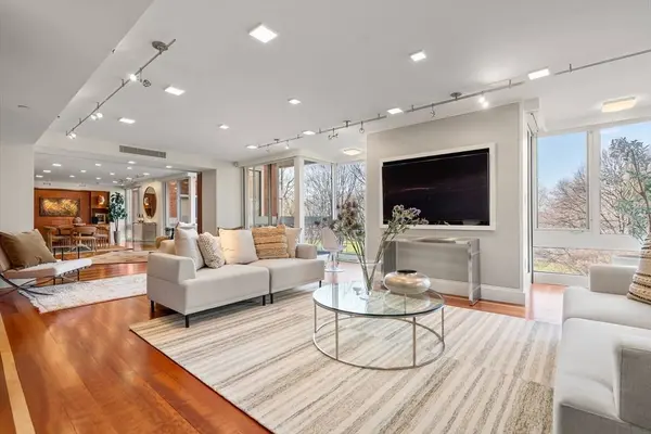 975 Memorial Drive #405-406, Cambridge, MA 02138