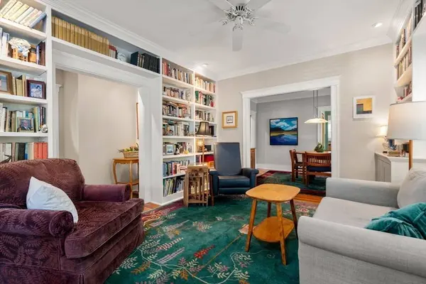116-118 Fayerweather St #1, Cambridge, MA 02138