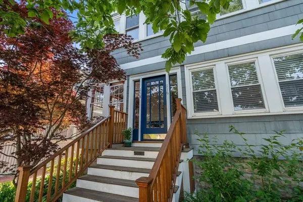 116-118 Fayerweather St #1, Cambridge, MA 02138