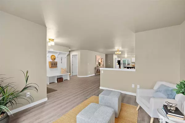 17315 85th Avenue Ct E, Puyallup, WA 98375