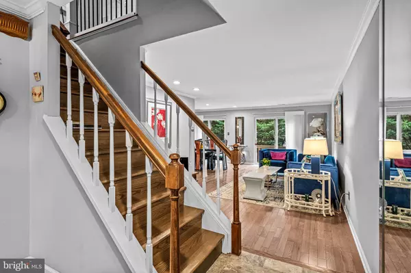 352 PAOLI WOODS #352, Paoli, PA 19301