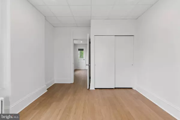 411 SCHOOL ST, North Wales, PA 19454