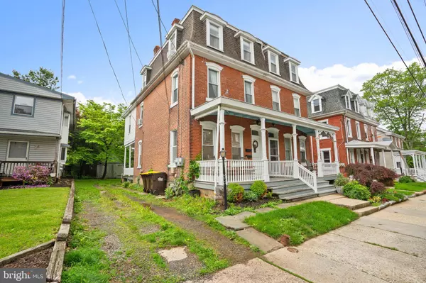 411 SCHOOL ST, North Wales, PA 19454