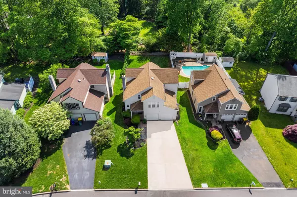 26 PEBBLE DR, Horsham, PA 19044