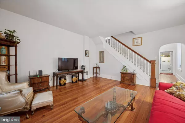 608 WASHINGTON LN, Jenkintown, PA 19046