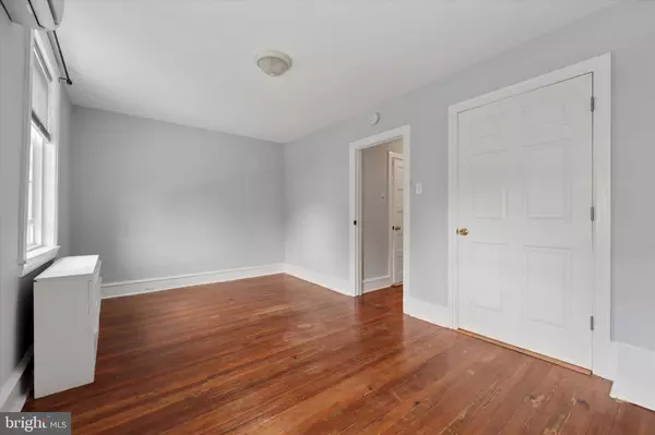 8119 ARDLEIGH ST, Philadelphia, PA 19118