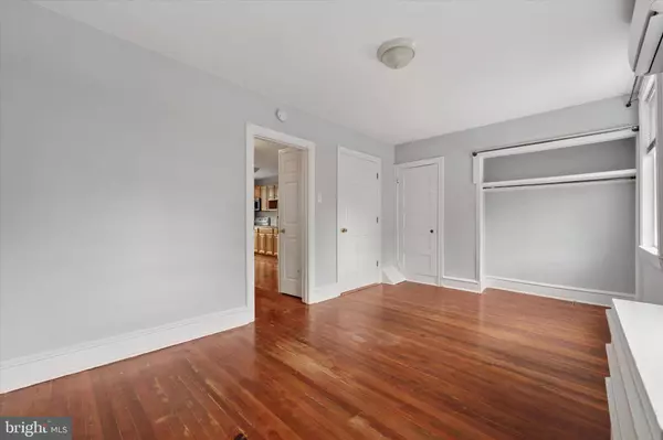 8119 ARDLEIGH ST, Philadelphia, PA 19118