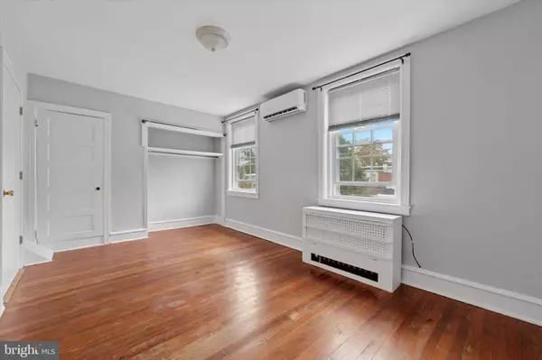 8119 ARDLEIGH ST, Philadelphia, PA 19118